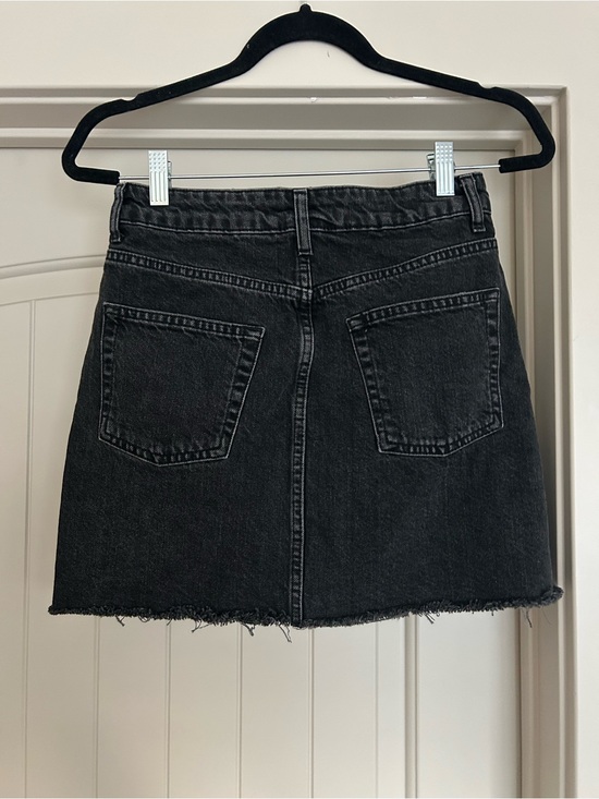 Topshop Dresses & Skirts - Topshop Black Denim Mini Skirt Size 4